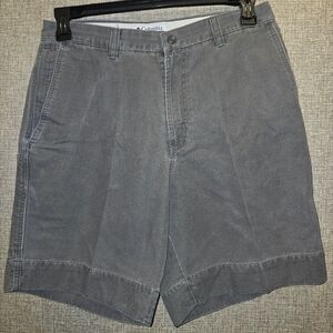 Columbia Gray Men's Shorts Size 32